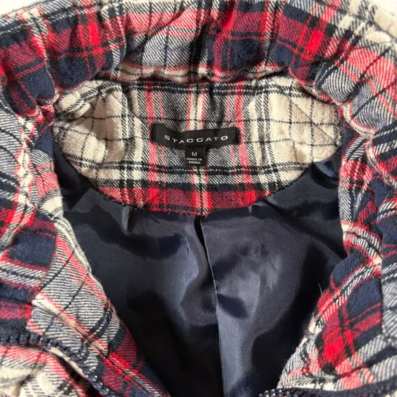 Staccato - Picture 2 of 3